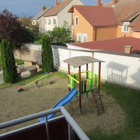 Zafir Sziget Apartman Sárvár المظهر الخارجي الصورة