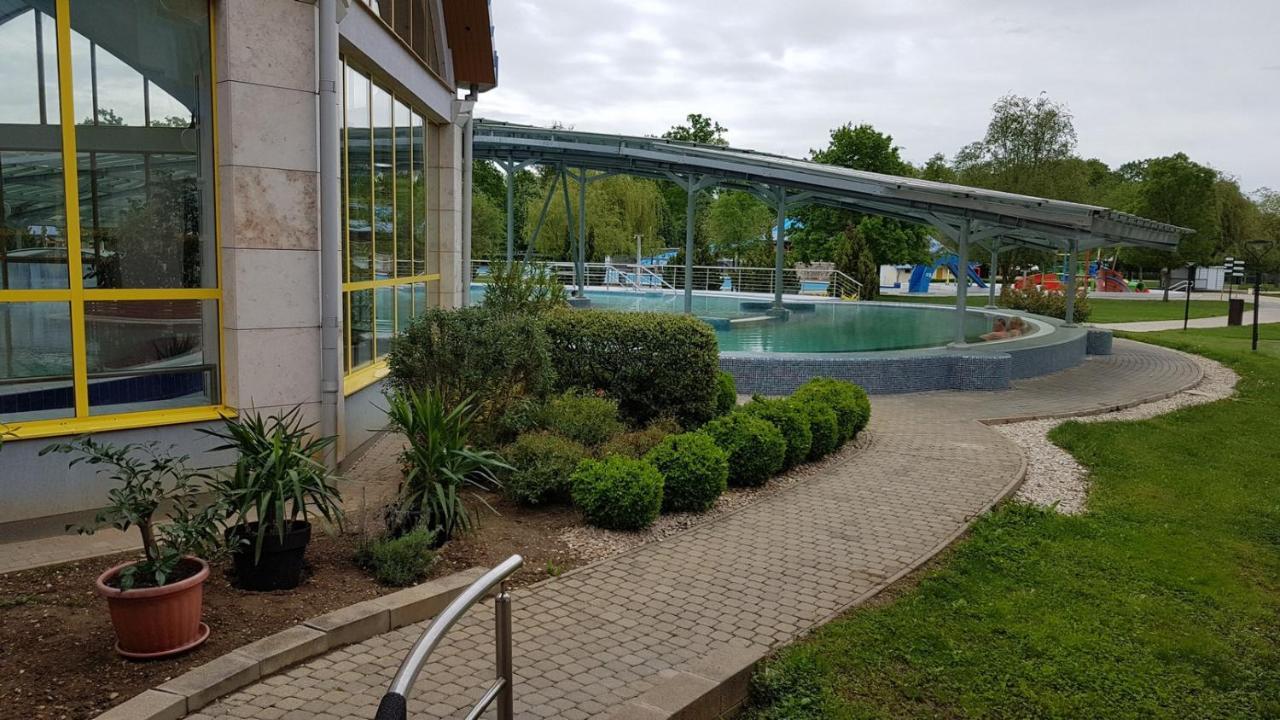 Zafir Sziget Apartman Sárvár المظهر الخارجي الصورة