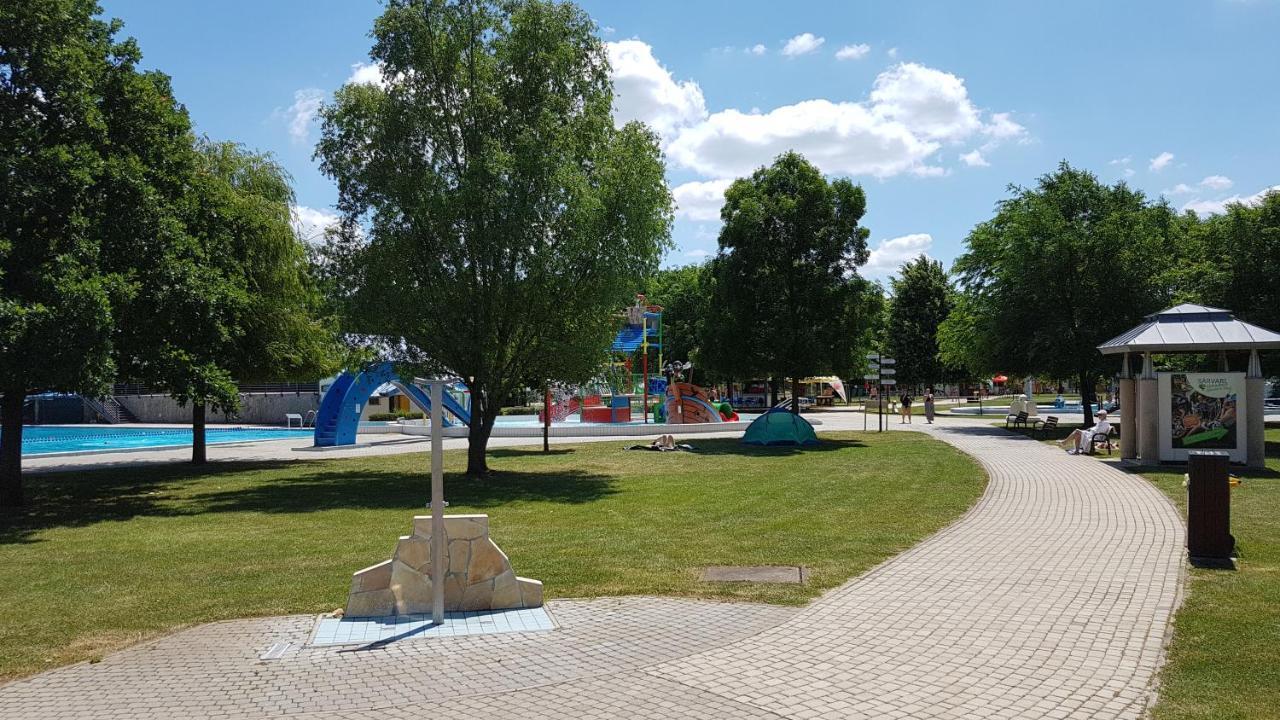 Zafir Sziget Apartman Sárvár المظهر الخارجي الصورة