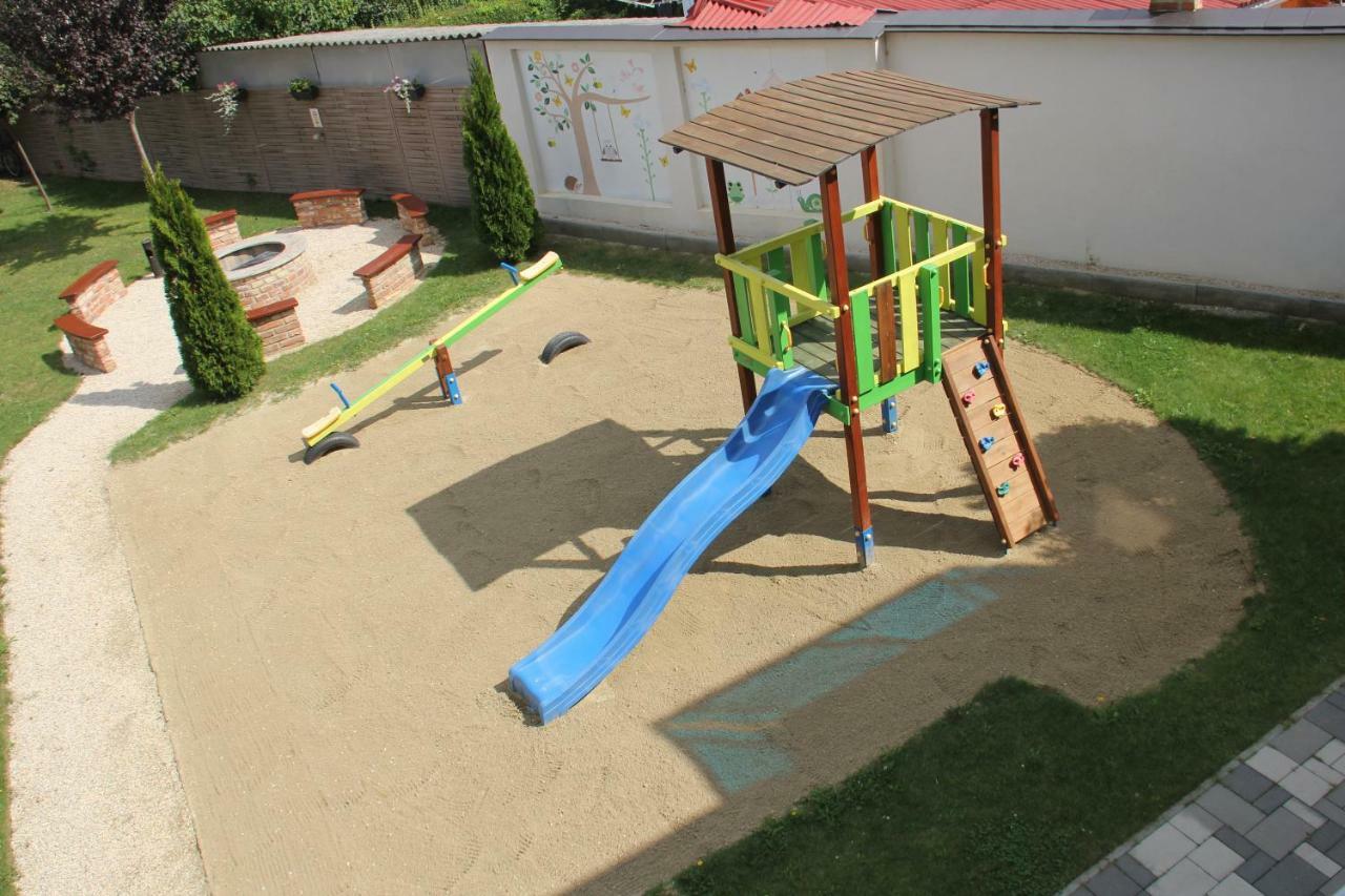 Zafir Sziget Apartman Sárvár المظهر الخارجي الصورة